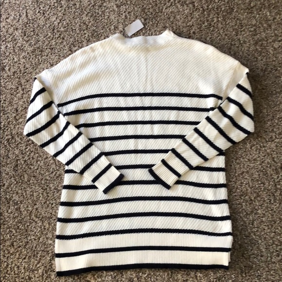LOFT NWT sweater - Picture 6 of 6